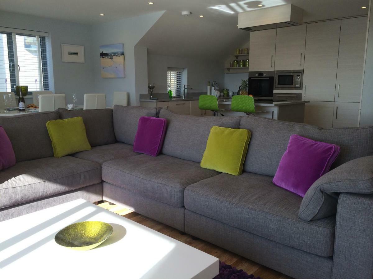 9 Sandpiper New Quay